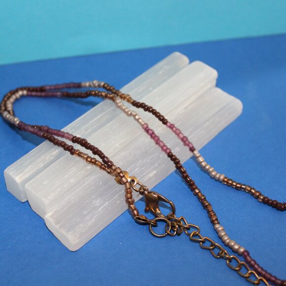 Coldwater Creek Small Glass Beaded Necklace - Picture 2 of 3